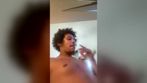Image of Full archive of itszee1 nude recordings. Monitor and record itszee1 for free from Chaturbate.