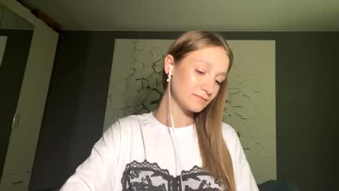 Image of Full archive of ivettemcmurdie nude recordings. Monitor and record ivettemcmurdie for free from Chaturbate.