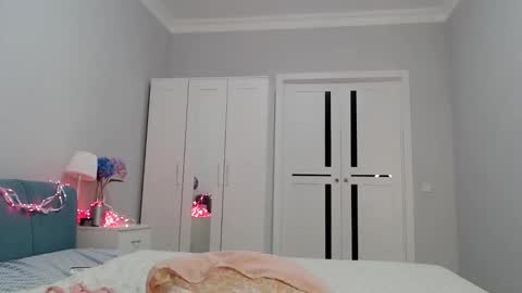 Image of Full archive of jeong_20 nude recordings. Monitor and record jeong_20 for free from Chaturbate.