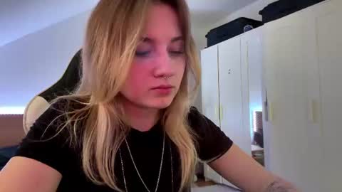 Image of Full archive of jeraldinebounds nude recordings. Monitor and record jeraldinebounds for free from Chaturbate.