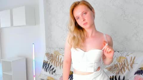 Image of Full archive of joanbyron nude recordings. Monitor and record joanbyron for free from Chaturbate.