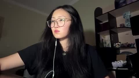 Image of Full archive of karrenmelbye nude recordings. Monitor and record karrenmelbye for free from Chaturbate.