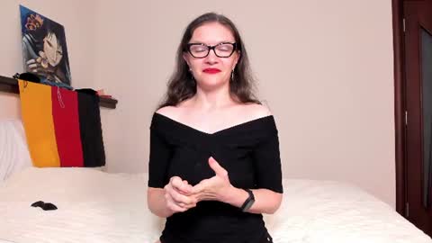 Image of Full archive of katherinemidnight nude recordings. Monitor and record katherinemidnight for free from Chaturbate.