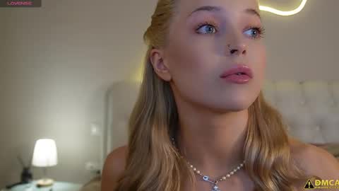 Image of Full archive of kellypeachcake nude recordings. Monitor and record kellypeachcake for free from Chaturbate.