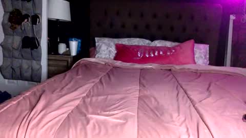 Image of Full archive of kelsokelsokelsoo nude recordings. Monitor and record kelsokelsokelsoo for free from Chaturbate.