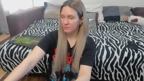 Image of Full archive of kendra_xx_ nude recordings. Monitor and record kendra_xx_ for free from Chaturbate.