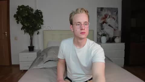 Image of Full archive of kevin_big_gun nude recordings. Monitor and record kevin_big_gun for free from Chaturbate.
