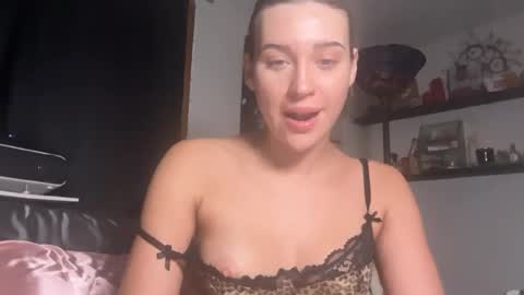 Image of Full archive of kikianna nude recordings. Monitor and record kikianna for free from Chaturbate.