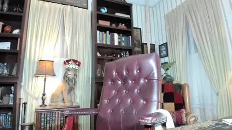 Image of Full archive of kingsirkraze nude recordings. Monitor and record kingsirkraze for free from Chaturbate.