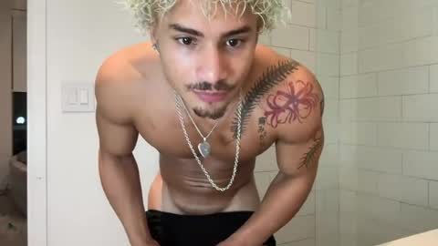 Image of Full archive of kingzosh nude recordings. Monitor and record kingzosh for free from Chaturbate.
