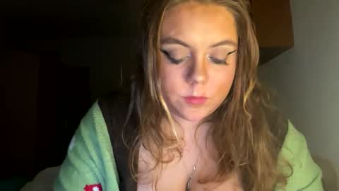 Image of Full archive of kiraslut981151 nude recordings. Monitor and record kiraslut981151 for free from Chaturbate.