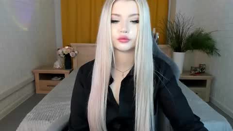 Image of Full archive of kisawest nude recordings. Monitor and record kisawest for free from Chaturbate.