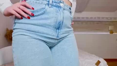 Image of Full archive of kitty__cutiee nude recordings. Monitor and record kitty__cutiee for free from Chaturbate.