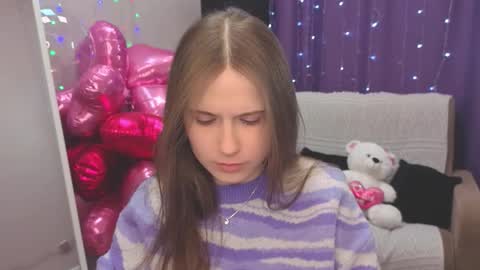 Image of Full archive of krispi_2000 nude recordings. Monitor and record krispi_2000 for free from Chaturbate.