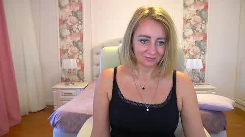 Image of Full archive of lavandersophi nude recordings. Monitor and record lavandersophi for free from Chaturbate.