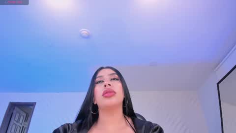 Image of Full archive of leahlombardi_ nude recordings. Monitor and record leahlombardi_ for free from Chaturbate.