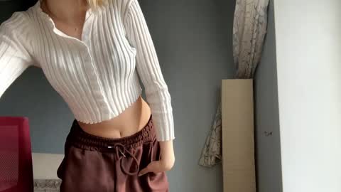 Image of Full archive of leslierave nude recordings. Monitor and record leslierave for free from Chaturbate.