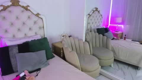 Image of Full archive of lexa_25_ nude recordings. Monitor and record lexa_25_ for free from Chaturbate.