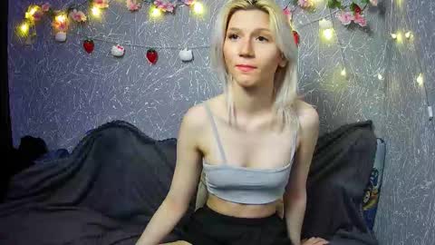 Image of Full archive of leyasaolee nude recordings. Monitor and record leyasaolee for free from Chaturbate.