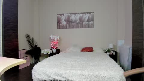 Image of Full archive of lilianfoxy nude recordings. Monitor and record lilianfoxy for free from Chaturbate.