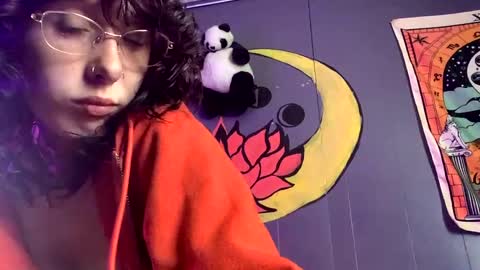 Image of Full archive of lilithshowsthegoods nude recordings. Monitor and record lilithshowsthegoods for free from Chaturbate.