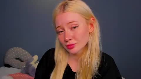 Image of Full archive of lillie_berry nude recordings. Monitor and record lillie_berry for free from Chaturbate.