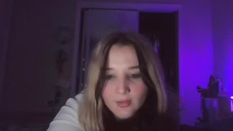 Image of Full archive of lilred0503 nude recordings. Monitor and record lilred0503 for free from Chaturbate.
