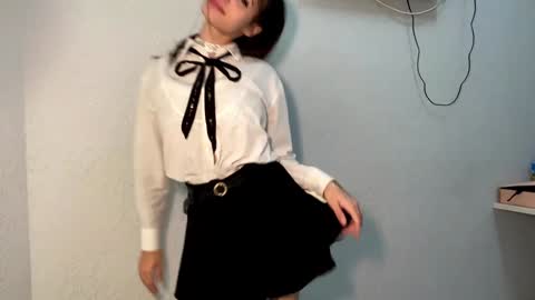 Image of Full archive of lilyaldridge69 nude recordings. Monitor and record lilyaldridge69 for free from Chaturbate.