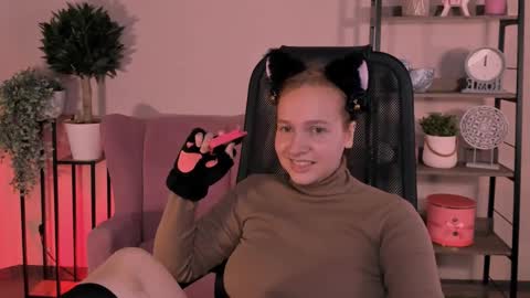 Image of Full archive of lisatayler_ nude recordings. Monitor and record lisatayler_ for free from Chaturbate.