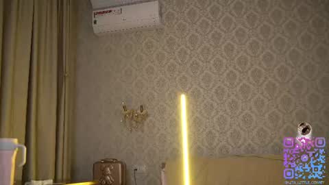 Image of Full archive of little_comet nude recordings. Monitor and record little_comet for free from Chaturbate.
