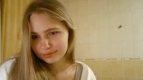 Image of Full archive of livluna nude recordings. Monitor and record livluna for free from Chaturbate.