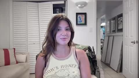 Image of Full archive of livvyybearxx nude recordings. Monitor and record livvyybearxx for free from Chaturbate.