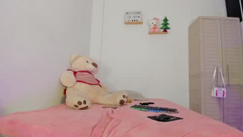 Image of Full archive of lix_luna nude recordings. Monitor and record lix_luna for free from Chaturbate.