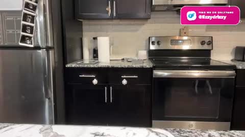Image of Full archive of lizzygetsbusy101 nude recordings. Monitor and record lizzygetsbusy101 for free from Chaturbate.