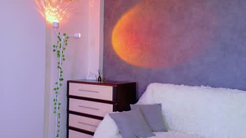 Image of Full archive of llovelymia nude recordings. Monitor and record llovelymia for free from Chaturbate.
