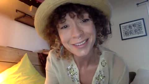 Image of Full archive of loladarling666 nude recordings. Monitor and record loladarling666 for free from Chaturbate.