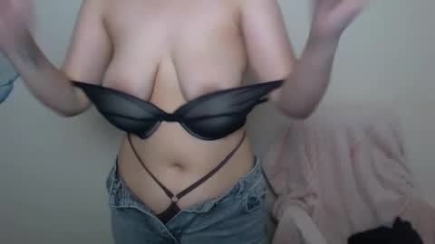 Image of Full archive of lolamilli_ nude recordings. Monitor and record lolamilli_ for free from Chaturbate.
