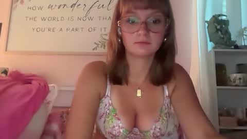Image of Full archive of lovekalopsiaa nude recordings. Monitor and record lovekalopsiaa for free from Chaturbate.