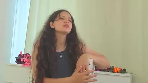 Image of Full archive of lynnellers nude recordings. Monitor and record lynnellers for free from Chaturbate.