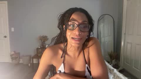 Image of Full archive of maggie_linnn nude recordings. Monitor and record maggie_linnn for free from Chaturbate.