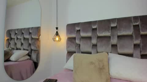 Image of Full archive of maitemarshall nude recordings. Monitor and record maitemarshall for free from Chaturbate.