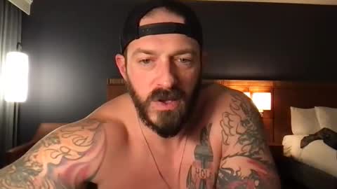 Image of Full archive of making_moves nude recordings. Monitor and record making_moves for free from Chaturbate.