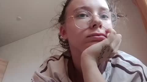 Image of Full archive of mammiepentico nude recordings. Monitor and record mammiepentico for free from Chaturbate.
