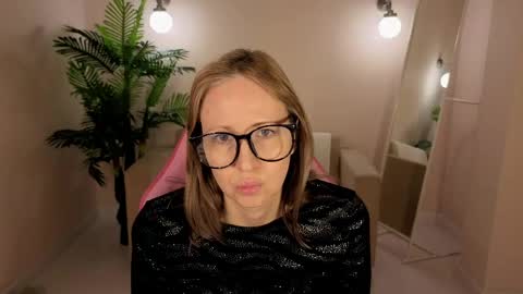 Image of Full archive of margo_robbbie nude recordings. Monitor and record margo_robbbie for free from Chaturbate.