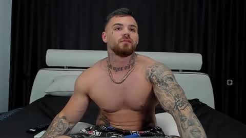 Image of Full archive of martinezfamee nude recordings. Monitor and record martinezfamee for free from Chaturbate.