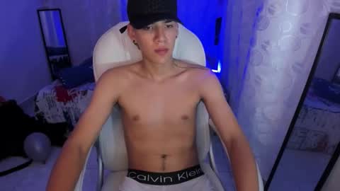 Image of Full archive of maxthomson_boy nude recordings. Monitor and record maxthomson_boy for free from Chaturbate.