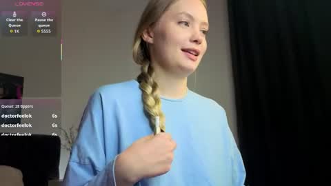 Image of Full archive of melanie_ryer nude recordings. Monitor and record melanie_ryer for free from Chaturbate.