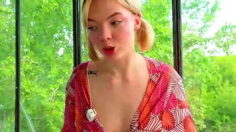 Image of Full archive of melinakittyy nude recordings. Monitor and record melinakittyy for free from Chaturbate.