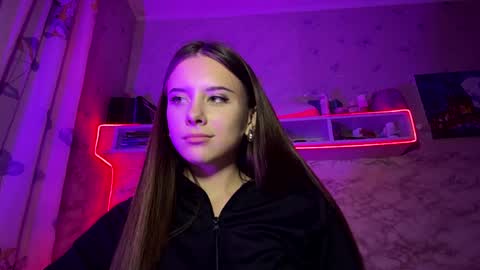 Image of Full archive of melinapares nude recordings. Monitor and record melinapares for free from Chaturbate.