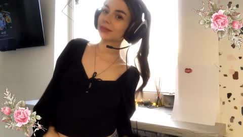 Image of Full archive of meloniehanford nude recordings. Monitor and record meloniehanford for free from Chaturbate.
